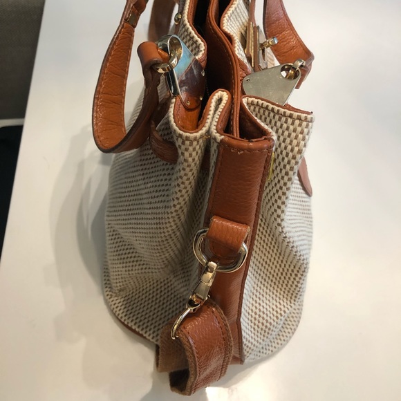 Beige bag with brown details - Picture 5 of 12